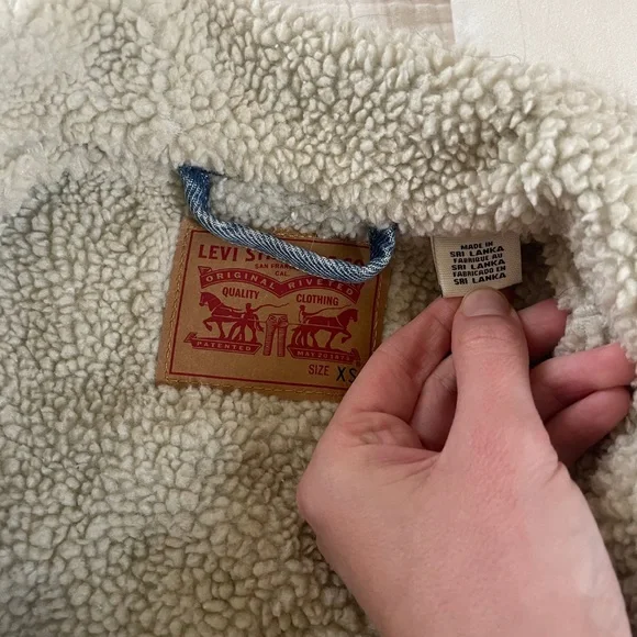 Levi's Sherpa lined denim trucker jacket #denimjacket #truckerjacket #90s XS - Picture 3 of 7